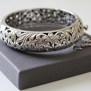 Silpada bangle